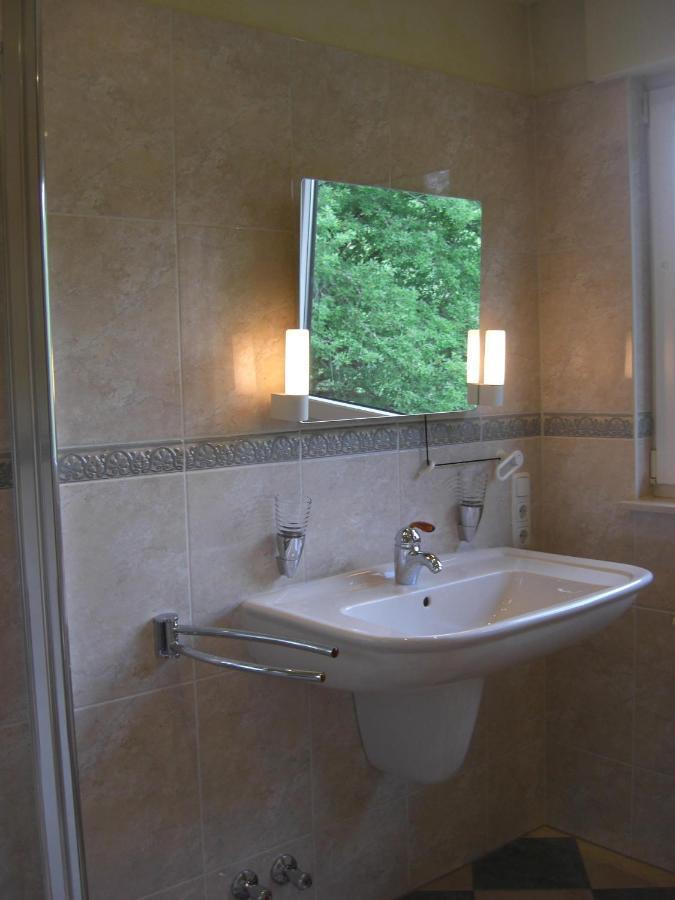 זארבורג Ferienwohnung Alter Weinberg מראה חיצוני תמונה